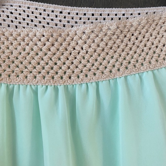 Bella D Mint High Low Crochet Detail Skirt - Picture 4 of 6